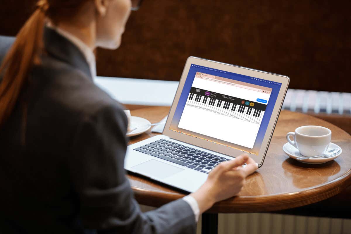 preview-media-Featured-ChromePianoExtensionMacBook - Online Tech Tips 13 Fun Chrome Extensions for Break Time image